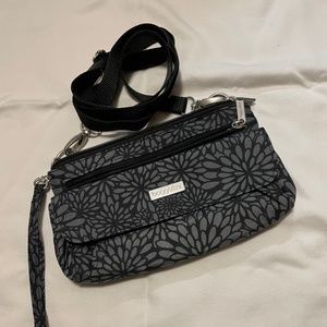 Baggallini convertible bag